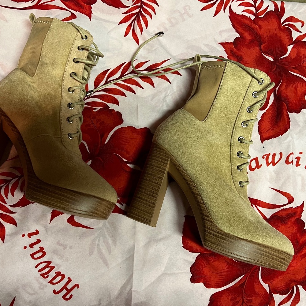So Me Boots
